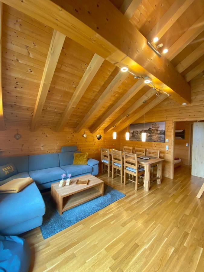 Damuelser Holzhus Apartment ภายนอก รูปภาพ